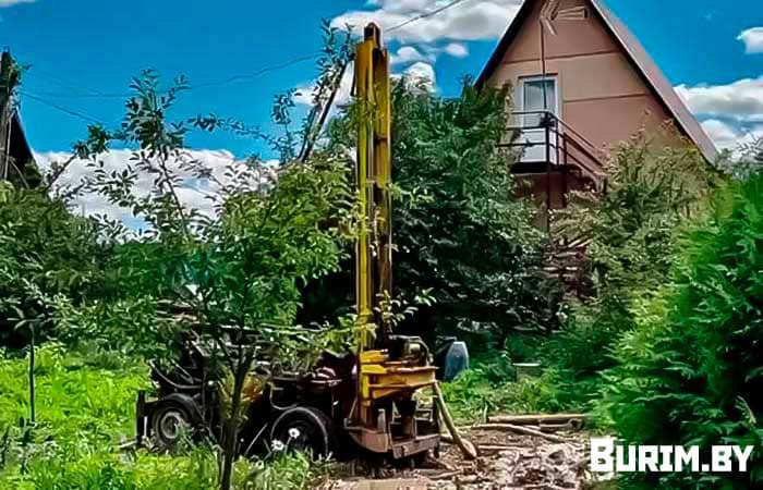 Бурение скважины Солигорский район